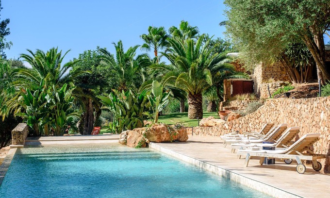 Sant Josep de sa Talaia Villa | Luxurious Finca 4,5 Hectares property nearby Ibiza Town