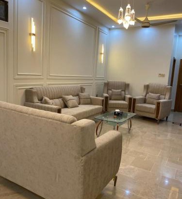 Karachi Villa | Luxurious Guesthouse-Suite 3Bed and Lounge in Karachi