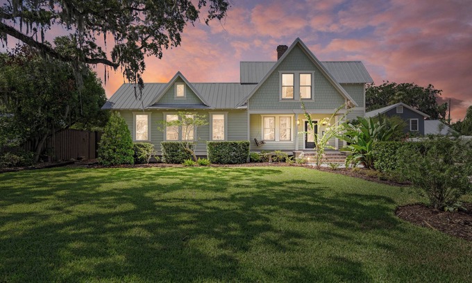 Downtown Historic District House | Luxurious historic home with pool, parking, easy walk to downtown