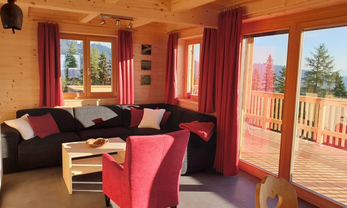 Bad Sankt Leonhard im Lavanttal House | Luxurious holiday home with sauna, directly on the ski slope