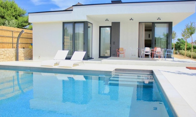 Barbat na Rabu House | Luxurious holiday home Sunny Garden in Barbat on the Rab Island