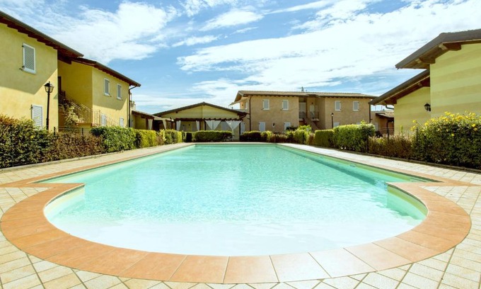 Crociale House | Luxurious Holiday Home in Lombardy with Swimming Pool