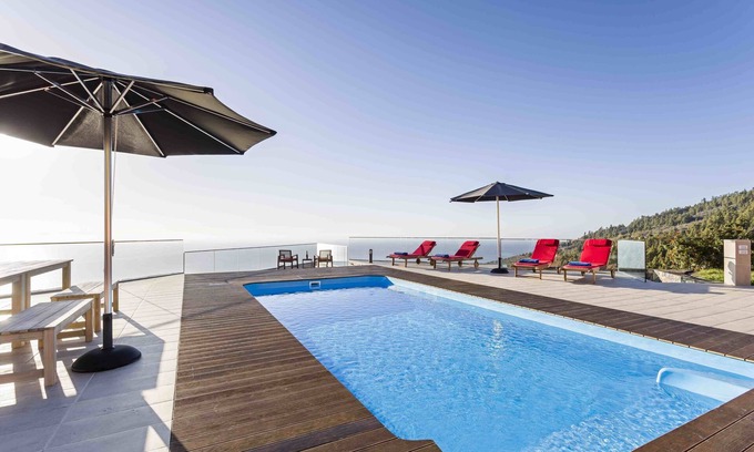 Tijarafe Villa | Luxurious House with incredible views a heated salt water Pool, Jacuzzi + Sauna