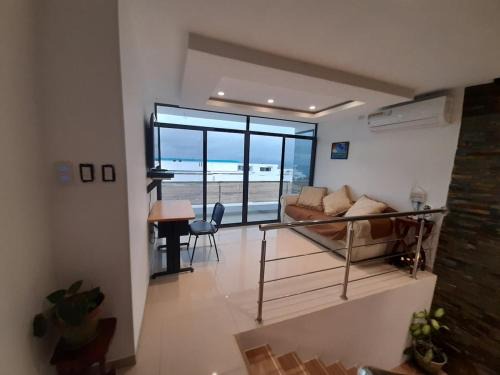 Manta House | Luxurious house with private beach