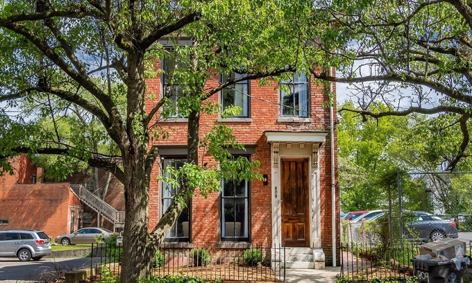 Smoketown Jackson House | ♥Luxurious Large Home w/ Private Yard Near Nulu