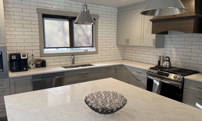 Southeast Calgary House | Luxurious New 2 Bedroom House centrally located