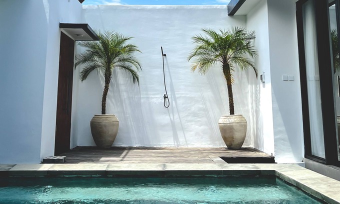 Munggu Villa | Luxurious Private New Villa in the Heart of Pererenan, Canggu