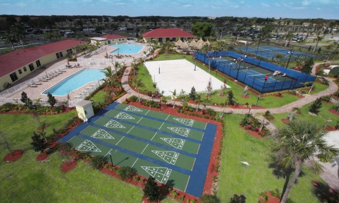 Margate House | Luxurious RV Resort Lot - Class A only - near Pompano Beach area w/Tiki Hut