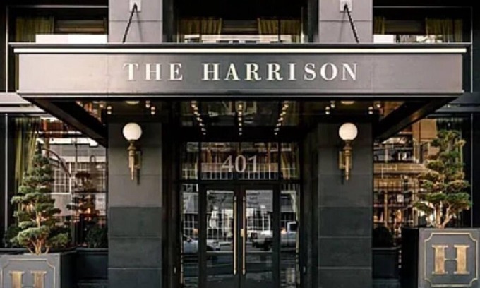 Rincon Hill Condo | Luxury 1 Bedroom Condo with Dedicated Office Near the Financial District