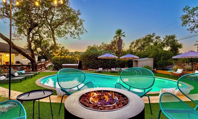 Sonoma House | Luxury 12-Sleeper: Pool, Hot Tub, Near Sonoma Plaza