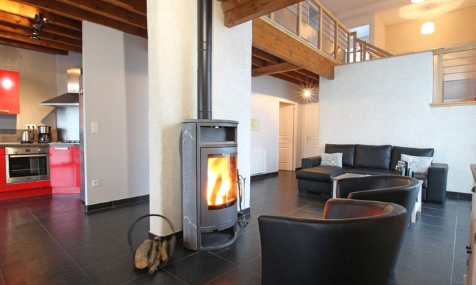 Moyon-Villages Cottage | Luxury 18th-Century Barn: Private Spa, Organic Farm, Family-Friendly, Near Major Tourist Sites