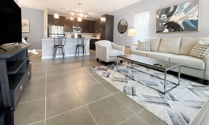 Pinellas Park Apartment | Luxury 1st Floor Apt in North St. Pete/Pinellas Park