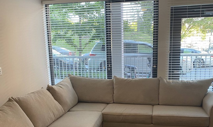 Cardozo Apartment | Luxury 2 bed u st area