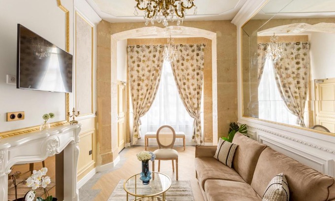 8th Arrondissement Apartment | Luxury 2 bedrooms 1 bathroom with shower apartment-Madeleine