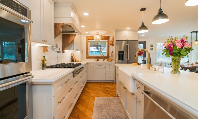 Walla Walla East House | Luxury, 2700 sf spacious home, 7 min to downtown