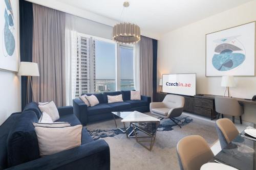 Dubai Media City Apartment | Luxury 2BHK Sea & Palm Views 20th Floor Tram line