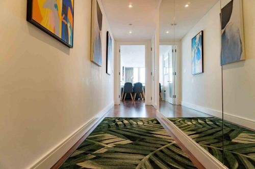 Portsmouth Apartment | Luxury 3 Bedroom 3 Bathroom Balcony Apartment - Gunwharf Quays Apartments