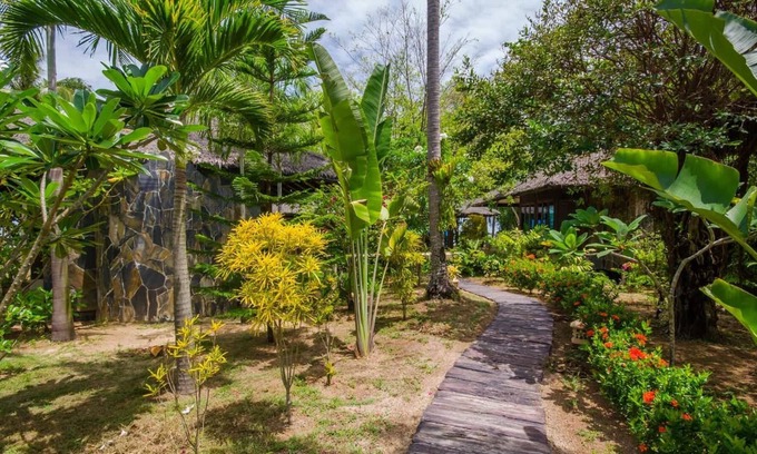 Nuea Khlong Villa | Luxury 3 Bedroom Villa Baan Madelaine !!