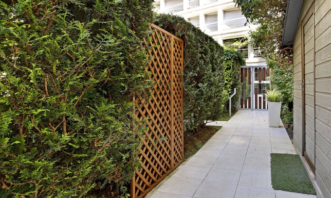 Chaillot Apartment | Luxury 3bedroom With Aircon & Terrace Between Trocadero & Arc de Triomphe