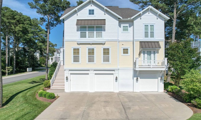 Bethany Beach House | Luxury 4BR Home in Gated Watermark with Pool, Fitness Center & Kayak Launch