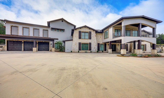 Helotes House | Luxury 6.5 acre Mansion | Heated Pool, Hot Tub, Game Room