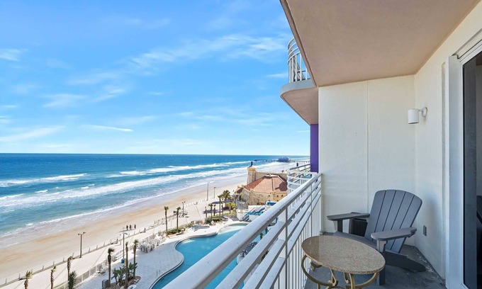 Brush - Stewarts Condo | Luxury 8th Floor 2 BR Condo Direct Oceanfront Wyndham Ocean Walk Resort Daytona Beach | 801