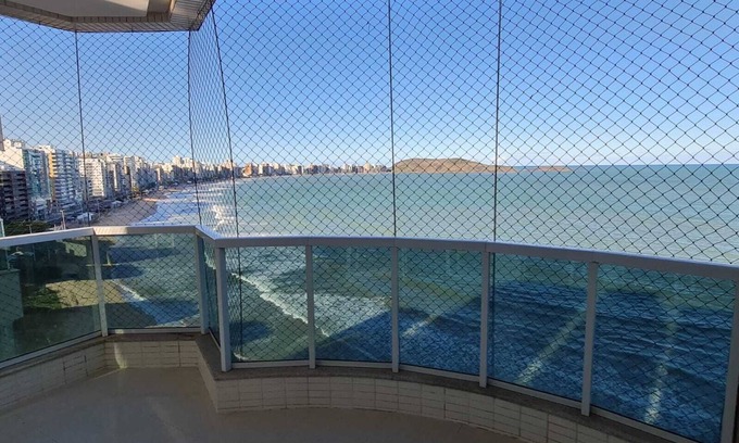 Muquicaba Apartment | Luxury Apartment, Beachfront, 3 Bedrooms 2 Gar.