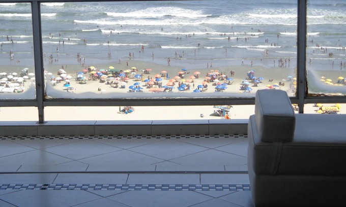 Gonzaga Apartment | Luxury apartment facing the sea w / air conditioning and 01 parking space