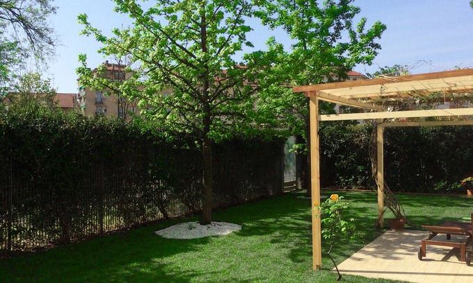 Navigli Apartment | luxury apartment with garden