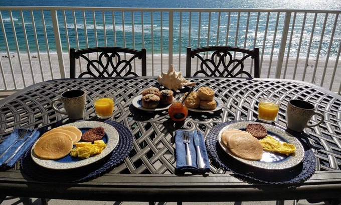 Orange Beach East Condo | Luxury Beachfront w Huge Balcony Regency Isle #811