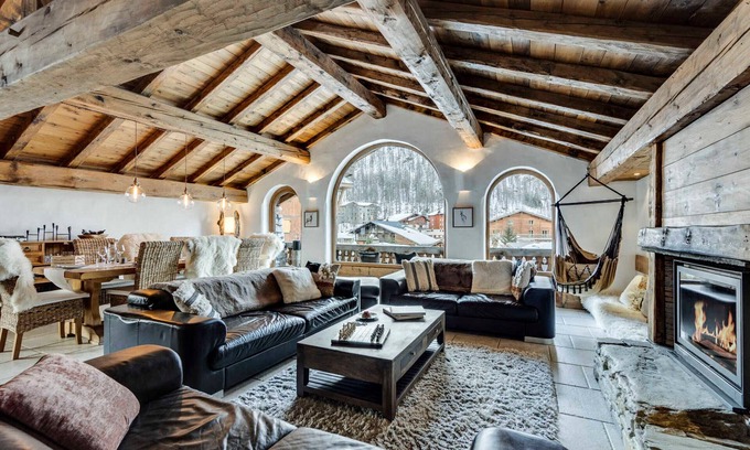 Le Cret Ski Chalet | Luxury chalet 4 bedrooms, hammam, fireplace, concierge