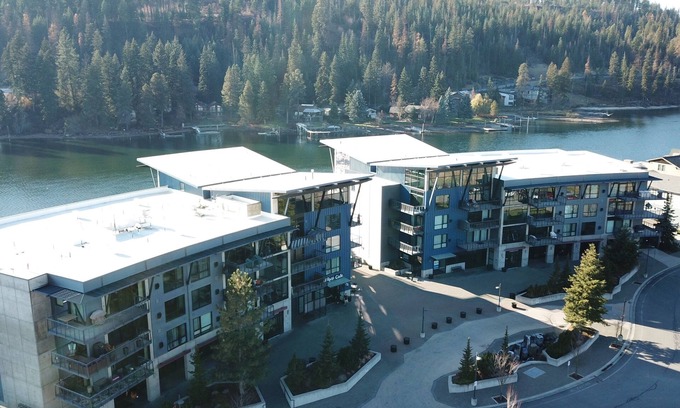 Coeur d'Alene Condo | Luxury Coeur D’ Alene Condo, steps from the Spokane River and Centennial Trail.