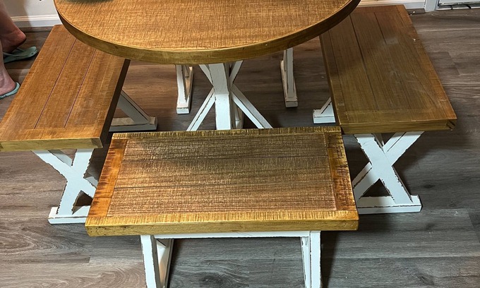 Spring Branch East Condo | LUXURY Condo Convenient Houston Location close to shopping 5 minutes to Galleria