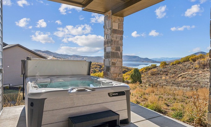 Deer Mountain House | Luxury Deer Springs Retreat Luxu29