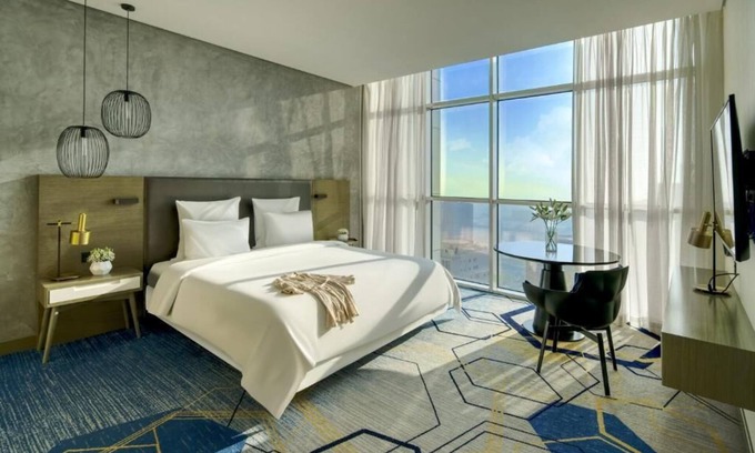 Al Khan Apartment | Luxury Deluxe Suite Near Sharjah Expo Center SHJ