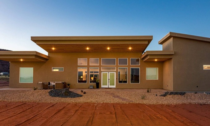 Kanab House | Luxury Desert Retreat l Casa del Sol by Stay
