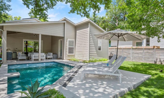 Holly Villa | Luxury East Austin at its Finest!