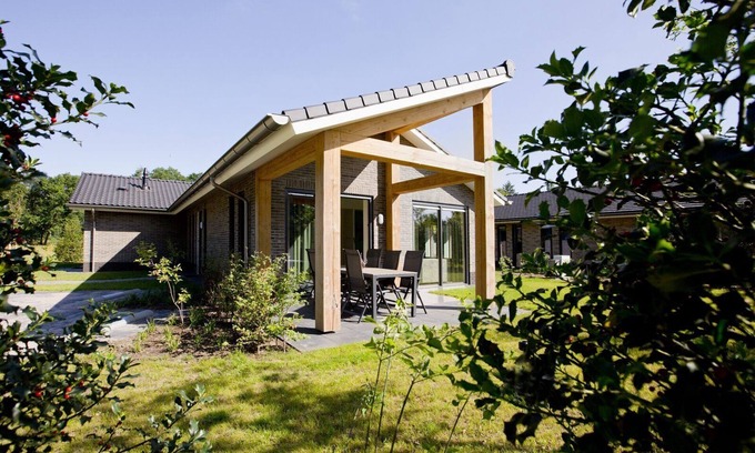 Municipality of Barneveld House | Luxury fully furnished terraced holiday villa for 4 people