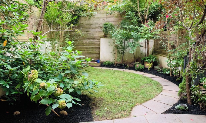 Park Slope Apartment | Luxury Garden bedroomnin Park Slope - A perfect vacation getaway