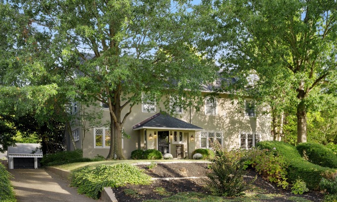 Cherokee Triangle House | Luxury Historic Estate