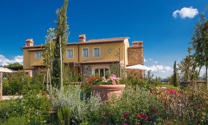 Palaia House | Luxury Home in Tuscany near Pisa and Florence - Two Bedrooms 4&1 PL