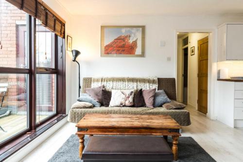 Holloway Apartment | Luxury Islington Apartment with Balcony Islington