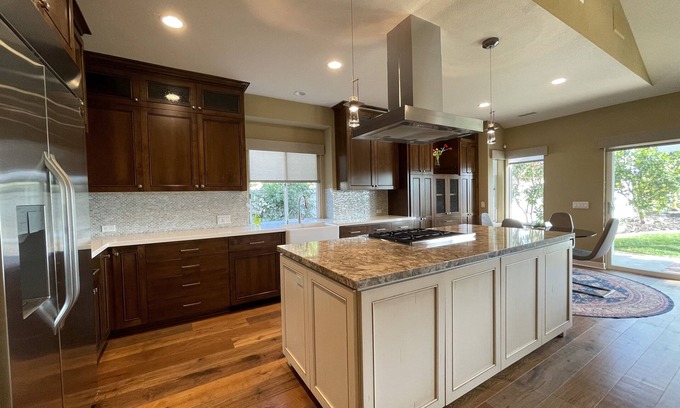 Scripps Ranch House | Luxury Lake Canyon View Home with Top Renovations