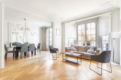 Passy Apartment | Luxury Living in Passy