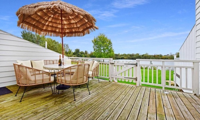 South Cerney Cabin | Luxury lodge in the heart of the Cotswolds