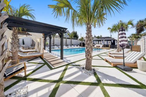 Kiska Beach House | Luxury Pool oasis 2 houses 6 BR 5 BA close to 30A kids paradise