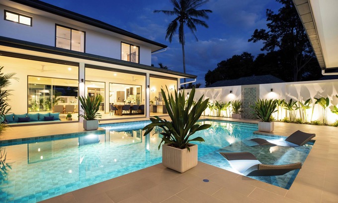 Rawai Villa | Luxury pool villa 4 bedrooms at Rawai beach, Rawai