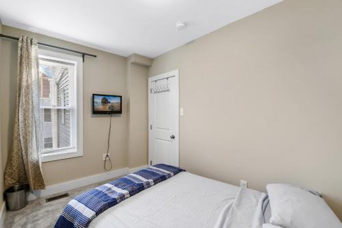 North Philadelphia West House | Luxury Rooms near Temple U, Drexel, UPenn, and the MET