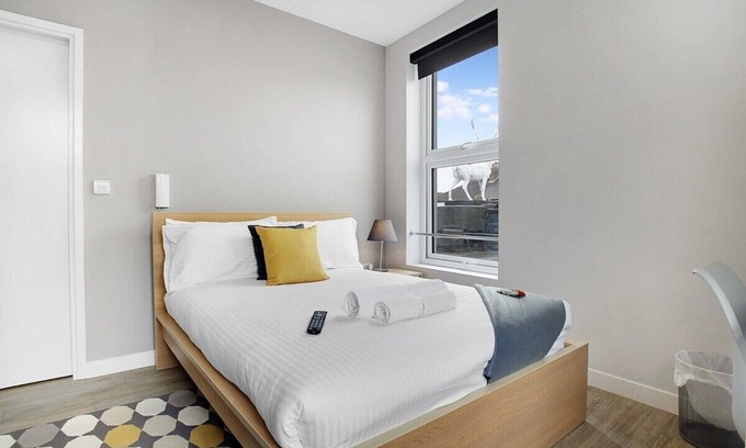 Middlesbrough Apartment | Luxury Self Contained Studio (2)