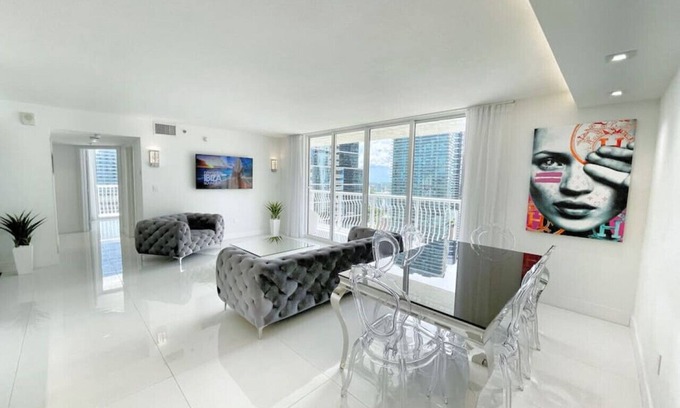 Brickell Condo | Luxury Sky Villa w/City & Ocean Views
